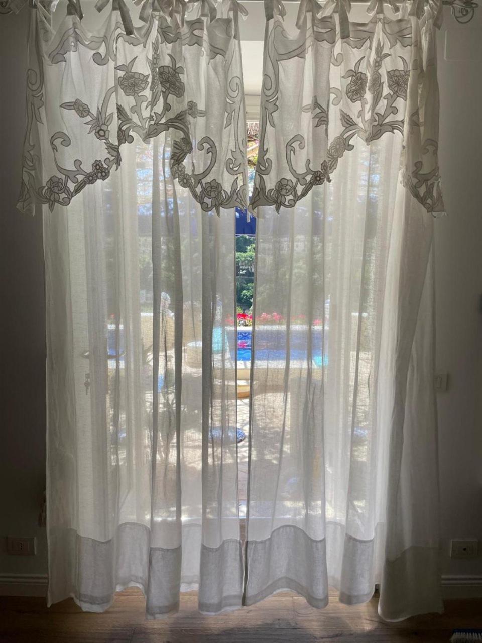 Villa Mary Suites โปซิตาโน ภายนอก รูปภาพ